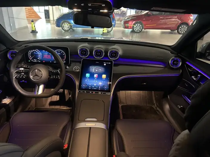 Mercedes-Benz C-Class 2025 Model C 260 L Sports Edition – фото 9