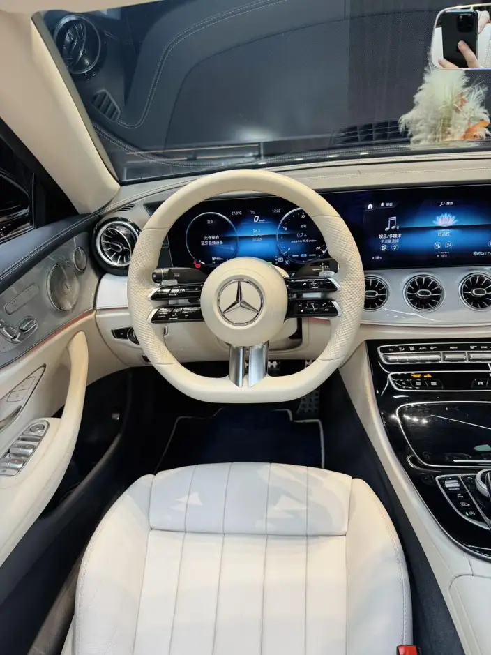 Mercedes-Benz E-Class Imported 2021 Model Facelift E 260 Convertible Coupe – фото 8