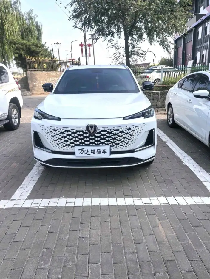 Changan CS55 PLUS 2024 Model Third generation 1.5T DCT Noble Model – фото 2