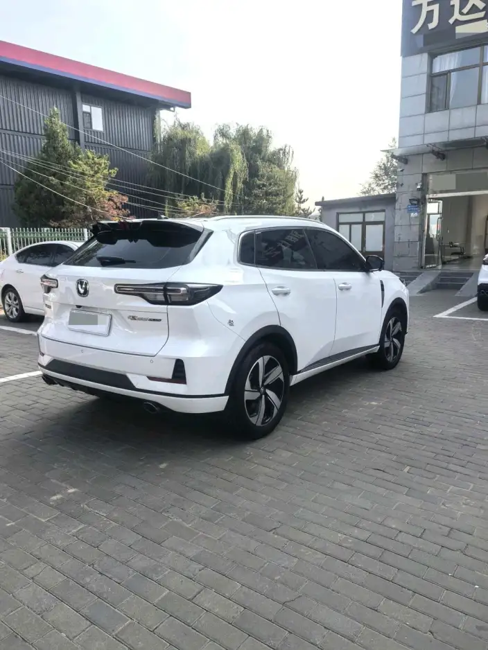 Changan CS55 PLUS 2024 Model Third generation 1.5T DCT Noble Model – фото 6