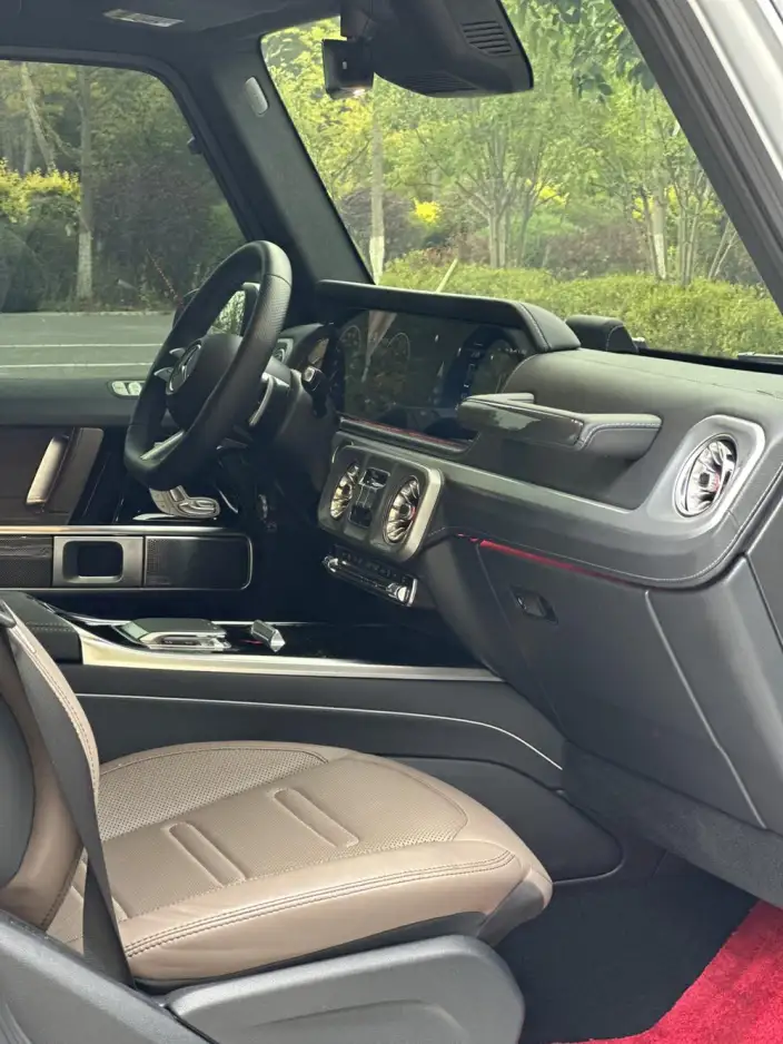 Mercedes-Benz G-Class 2025 Model 3.0T Automatic 4WD 5 seat Parallel Imported – фото 9