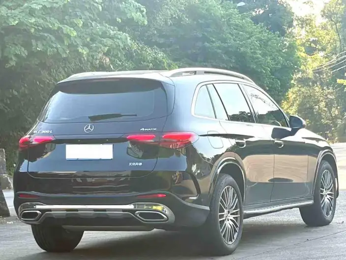 Mercedes-Benz GLC 2025 Model Facelift GLC 300 L 4MATIC Dynamic Model 5 seat – фото 5