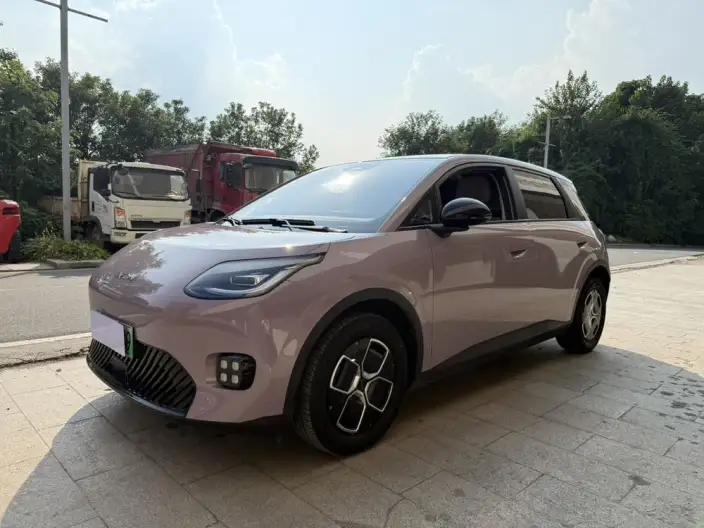 AION UT 2025 Model 330 Starlight Edition – фото 1