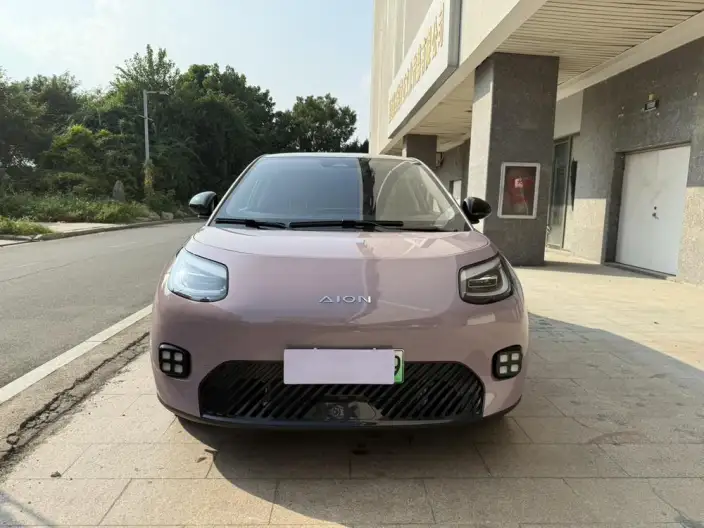 AION UT 2025 Model 330 Starlight Edition – фото 2