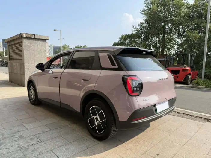 AION UT 2025 Model 330 Starlight Edition – фото 5