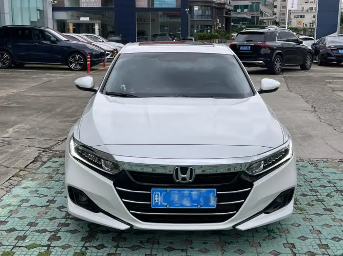 Honda Accord 2022 Model 260TURBO Deluxe Edition – фото 2