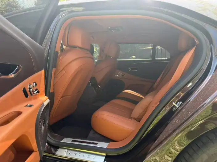 Continental Flying Spur 2020 Model 6.0T W12 Standard Edition – фото 10