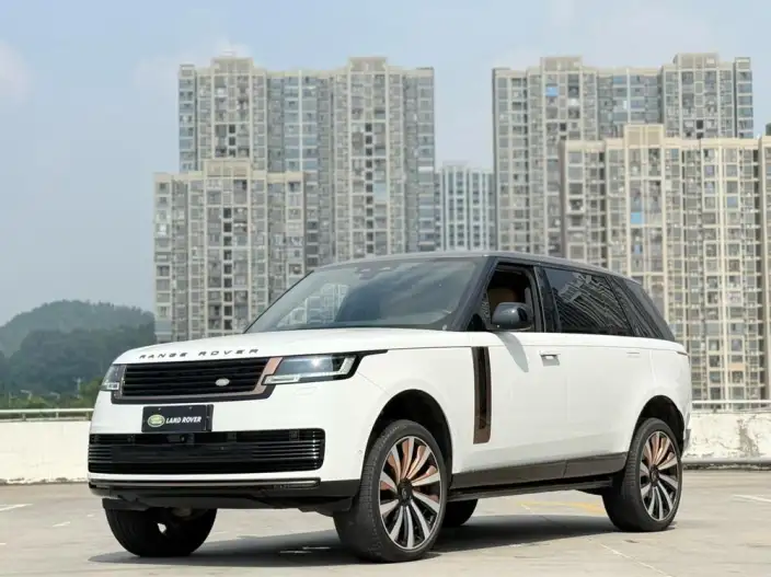Range Rover 2024 Model 3.0 L6 400PS Shengshi Extended Edition – фото 1