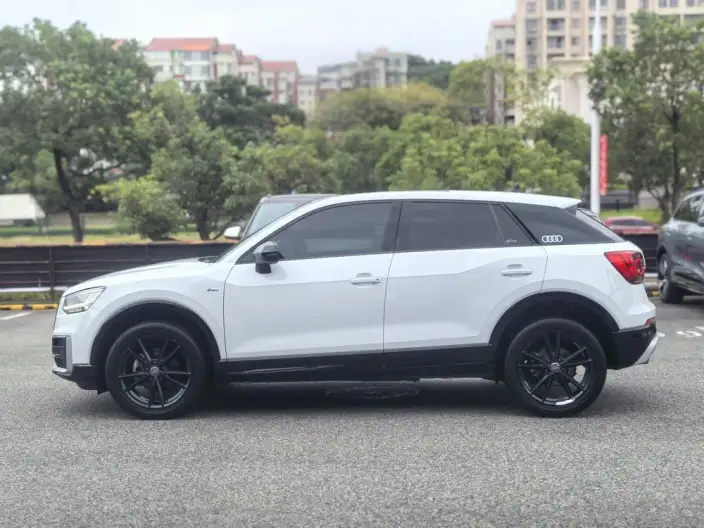 AUDI Q2L 2021 Model 35TFSI Fashion Dynamic Model – фото 3