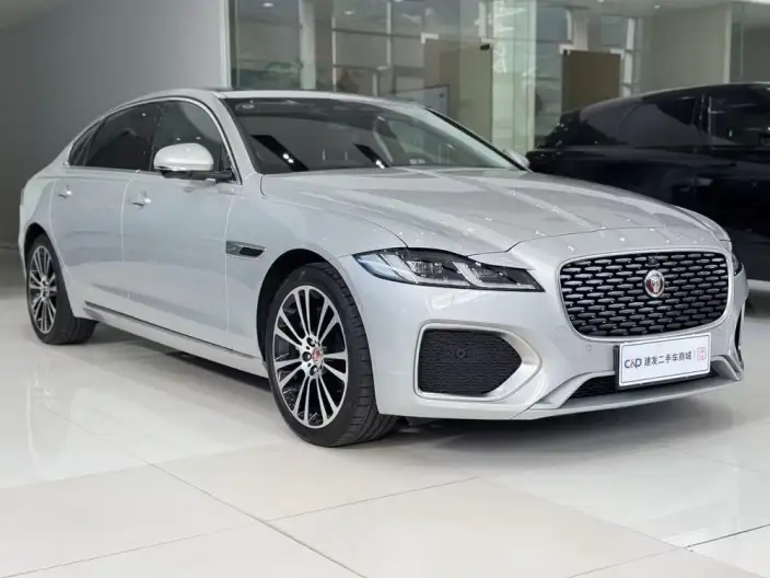 Jaguar XFL 2025 Model 2.0T P250 2WD Exclusive Deluxe Edition – фото 2