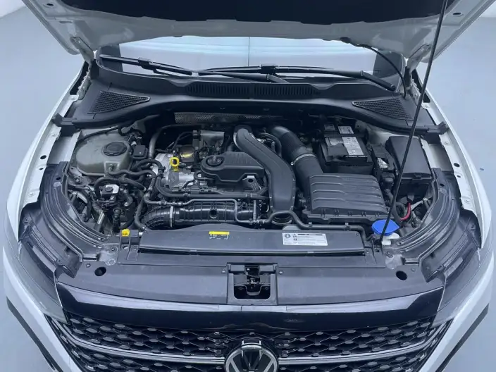 Volkswagen Lavida 2024 Model 300TSI DSG Starry Sky Leading Edition – фото 10