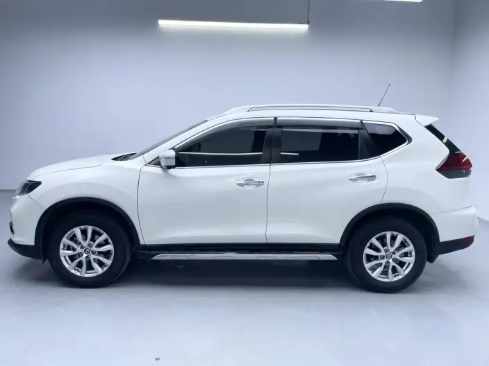 Nissan X-Trail 2020 Model 2.0L CVT Smart Connect Comfort Edition 2WD – фото 4