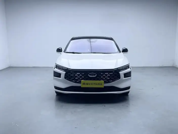 Ford Mondeo 2022 Model EcoBoost 245 Luxury Model – фото 2