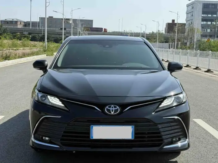 Toyota Camry 2023 Model 2.0G Deluxe Edition – фото 2