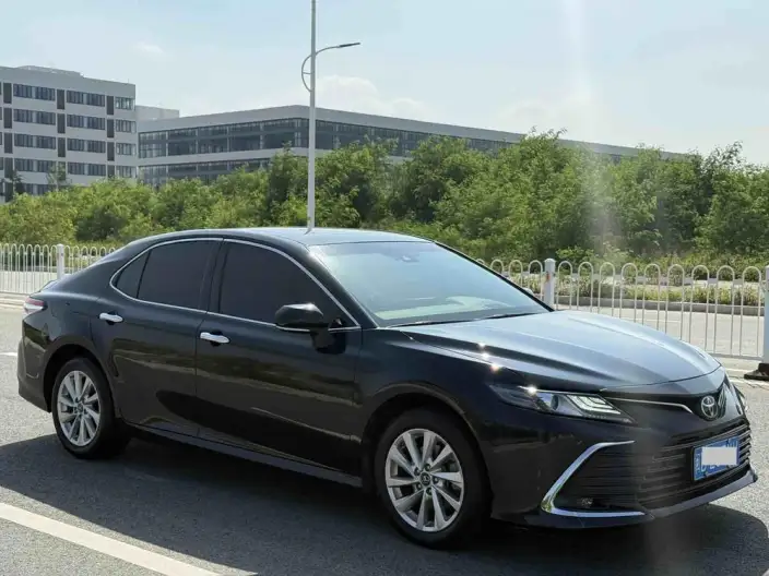 Toyota Camry 2023 Model 2.0G Deluxe Edition – фото 3