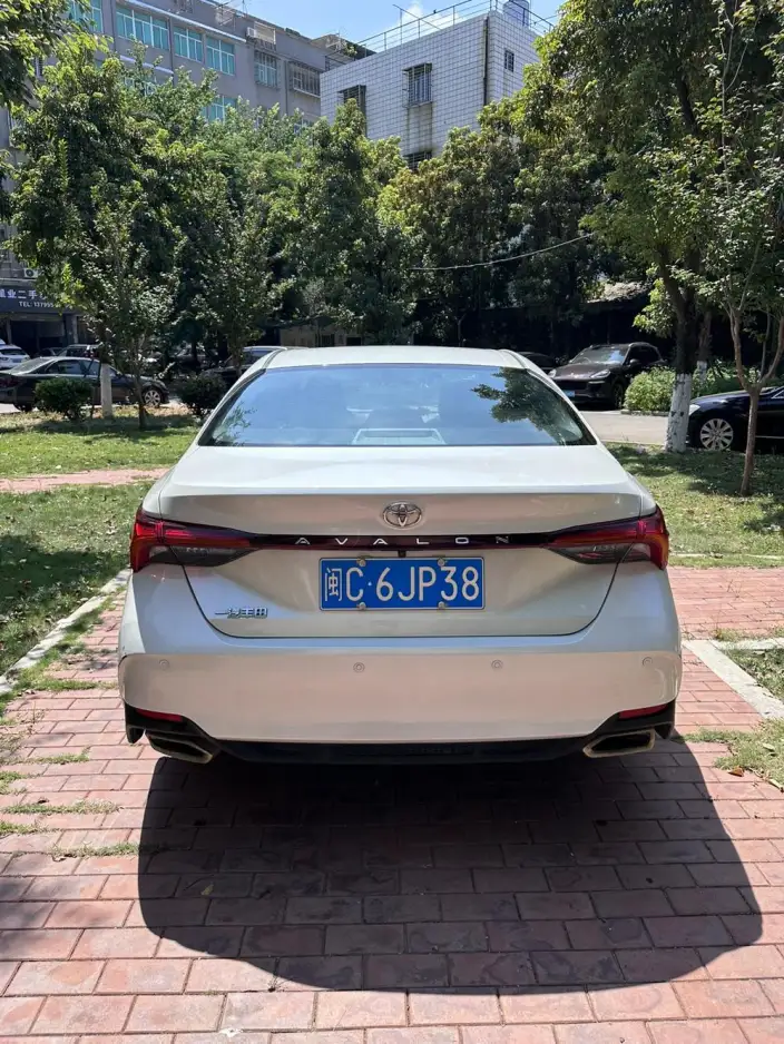 Toyota Avalon 2022 Model 2.0L Enterprising Edition – фото 3