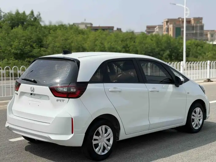 Honda Fit 2023 Model 1.5L CVT Tide Enjoy Edition – фото 6