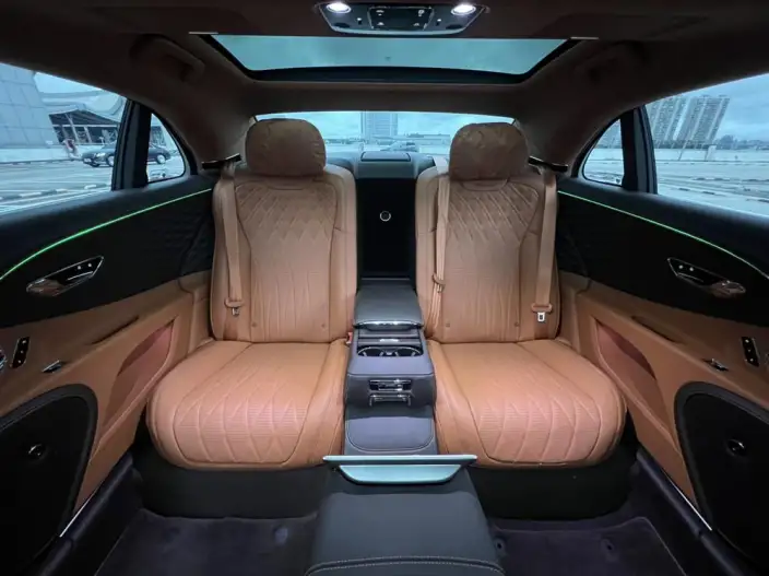 Continental Flying Spur 2024 Model 4.0T V8 Yadu Edition – фото 8