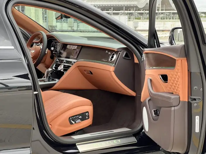 Continental Flying Spur 2024 Model 4.0T V8 Yadu Edition – фото 9
