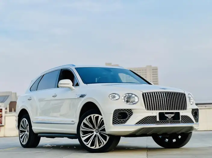 Bentayga 2023 Model 4.0T V8 Long wheelbase Yadu Edition