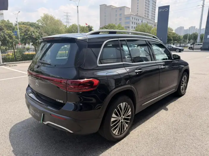 Mercedes-Benz EQB 2025 Model EQB 260 – фото 3