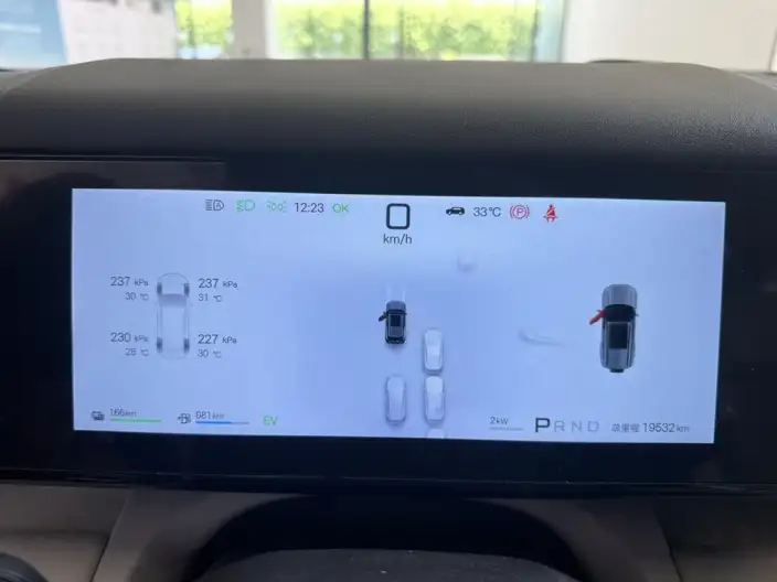 Titan 7 PHEV 2025 Model 190KM 4WD Ultra Edition – фото 8