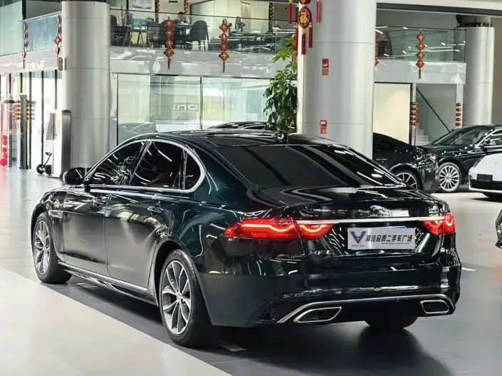 Jaguar XFL 2022 Model 2.0T P250 2WD Elite Sports Edition – фото 4