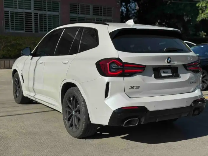 BMW X3 2022 Model xDrive30i Exclusive Model M Night Set – фото 3