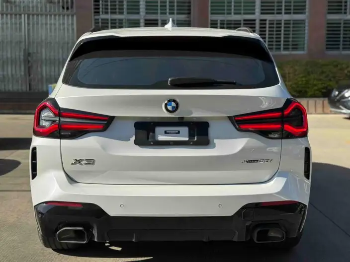 BMW X3 2022 Model xDrive30i Exclusive Model M Night Set – фото 4
