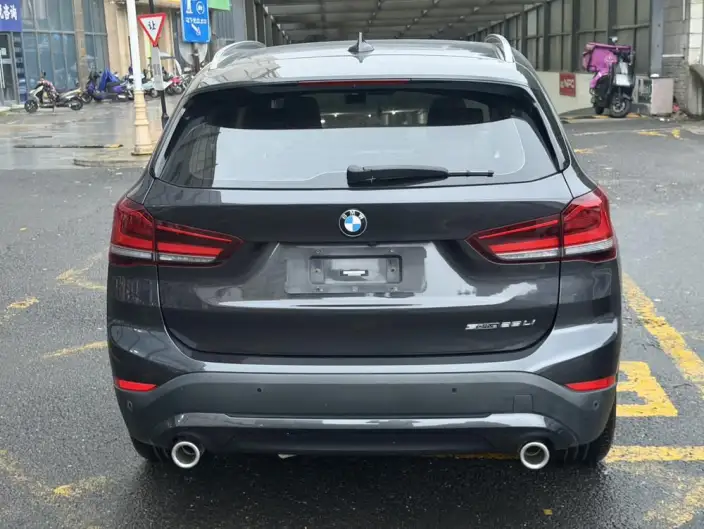 BMW X1 2022 Model sDrive25Li Leading Model – фото 5