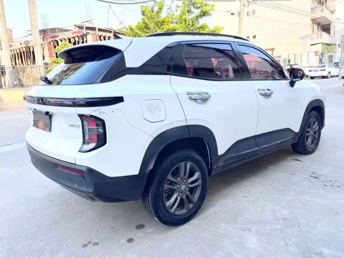 Baojun RS-3 2020 Model 1.5L CVT Smart Luxury Model – фото 6
