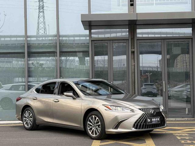 Lexus ES 2022 200 Excellence – фото 3