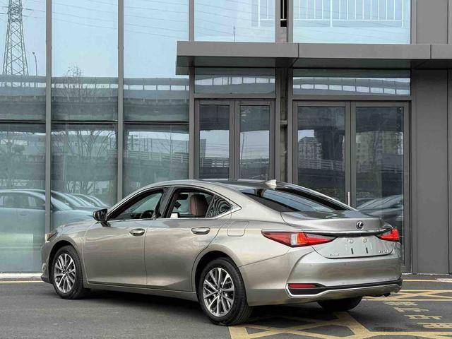 Lexus ES 2022 200 Excellence – фото 7