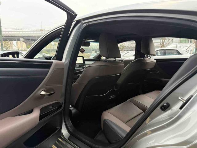 Lexus ES 2022 200 Excellence – фото 13