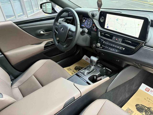 Lexus ES 2022 200 Excellence – фото 14