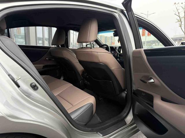 Lexus ES 2022 200 Excellence – фото 16