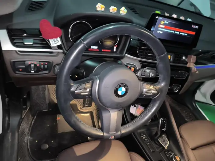 BMW X1 2022 Model sDrive25Li Leading Model – фото 7