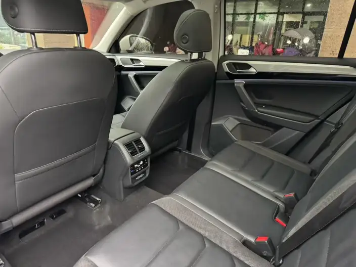 Volkswagen Tayron 2021 Model 330TSI 2WD Luxury Zhilian Edition Plus – фото 9