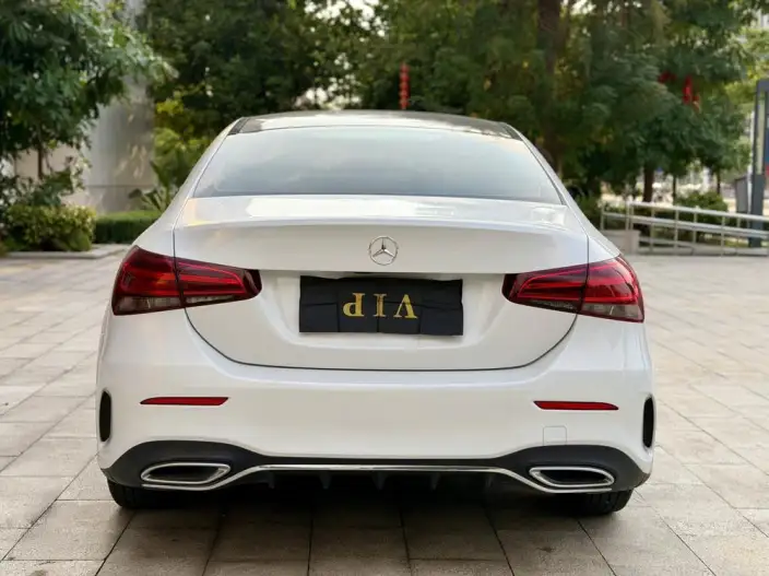 Mercedes-Benz A-class 2020 Model Facelift A 180 L Sports sedan – фото 6
