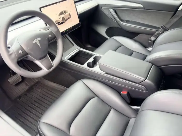 Model Y 2023 Model Rear-wheel drive version – фото 6