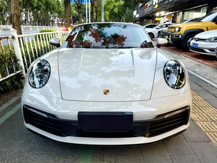 PORSCHE 911 2023 Model Targa 4 3.0T – фото 2