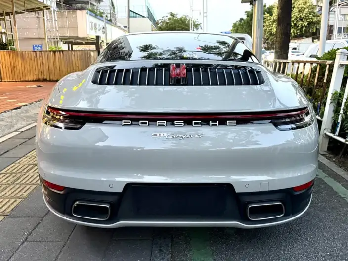 PORSCHE 911 2023 Model Targa 4 3.0T – фото 5