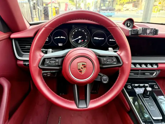 PORSCHE 911 2023 Model Targa 4 3.0T – фото 7