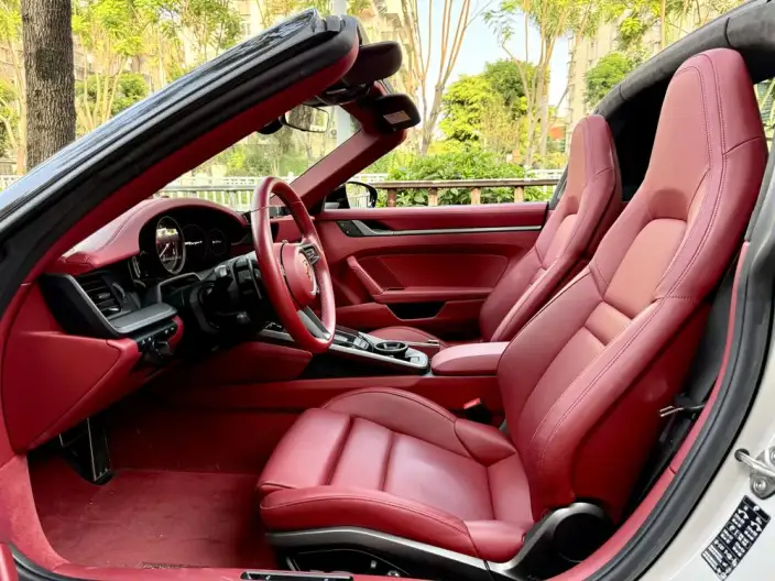 PORSCHE 911 2023 Model Targa 4 3.0T – фото 9