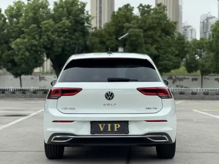 Volkswagen Golf 2021 Model 280TSI DSG Pro – фото 4
