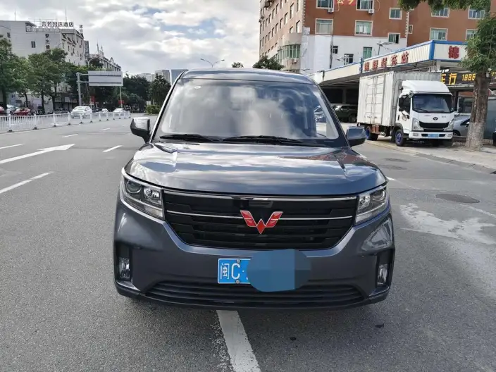 Wuling Zhcheng 2021 Model 1.5T Manual Luxury Model – фото 2