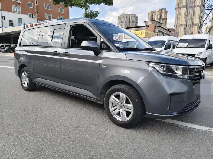 Wuling Zhcheng 2021 Model 1.5T Manual Luxury Model – фото 3