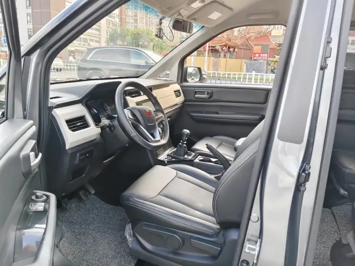 Wuling Zhcheng 2021 Model 1.5T Manual Luxury Model – фото 9