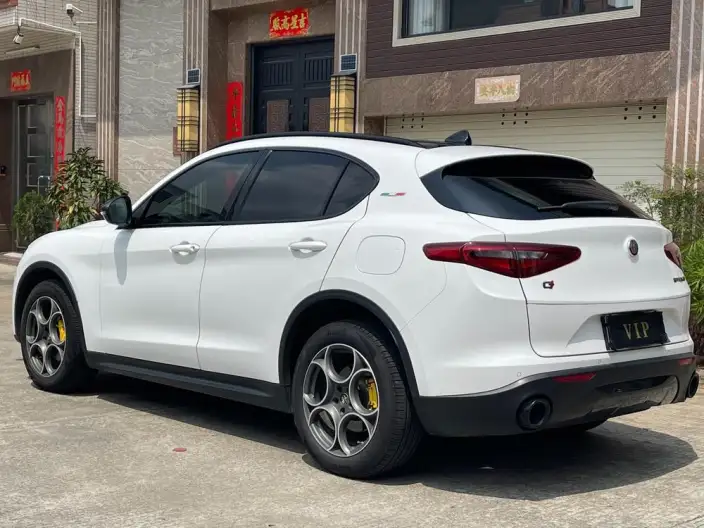 Alfa Romeo Stelvio 2020 Model 2.0T 280HP Deluxe Edition