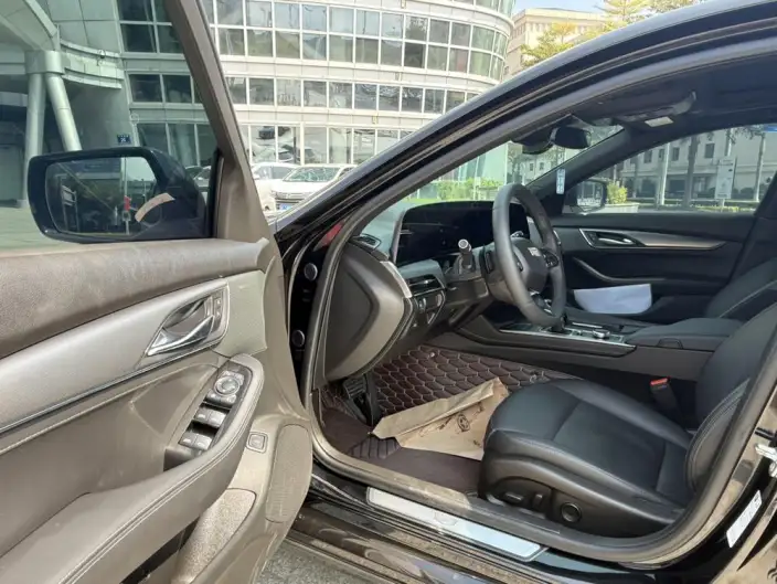 Cadillac CT5 2024 Model 28T Luxury Model Pro – фото 9